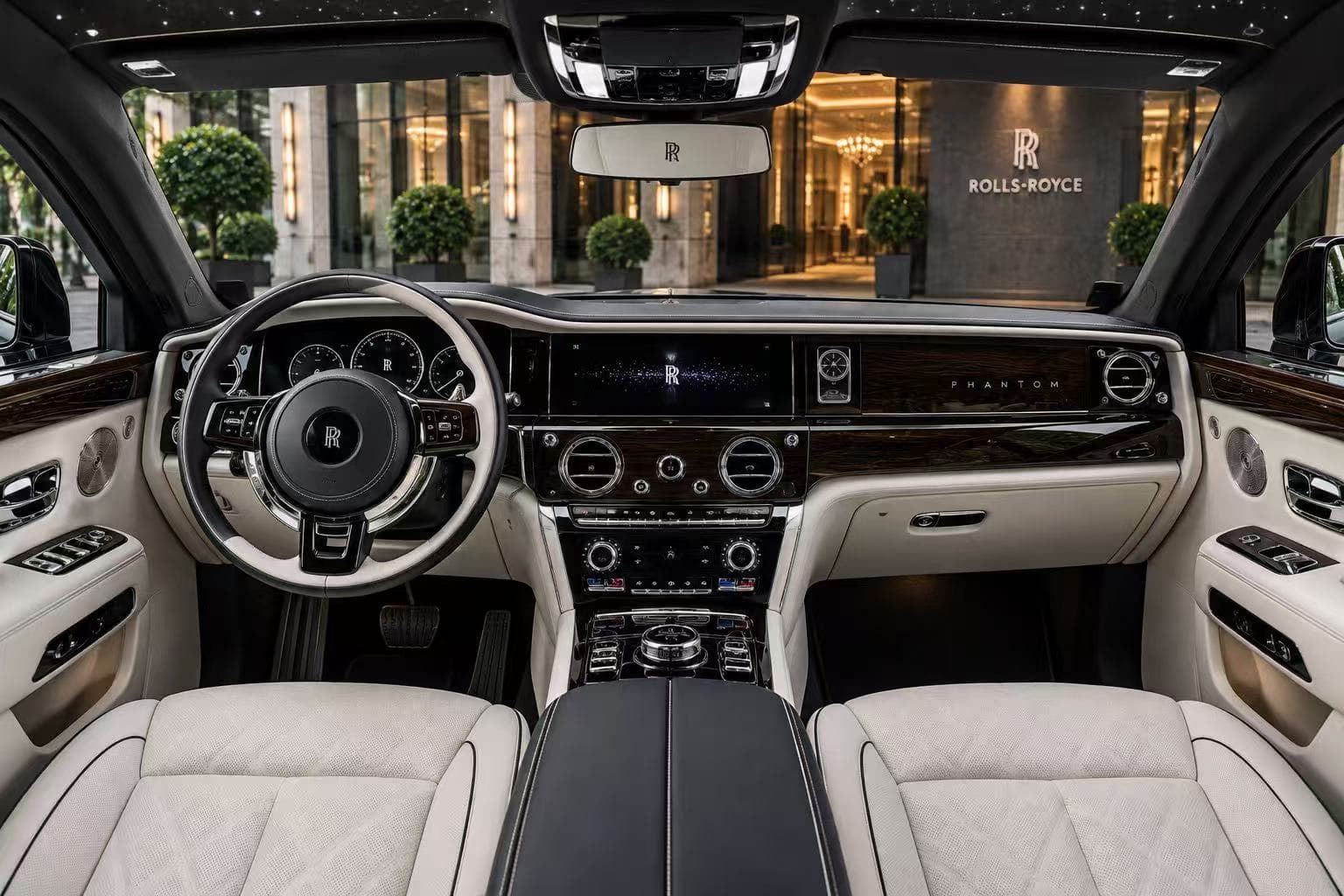Rolls-Royce rear exterior